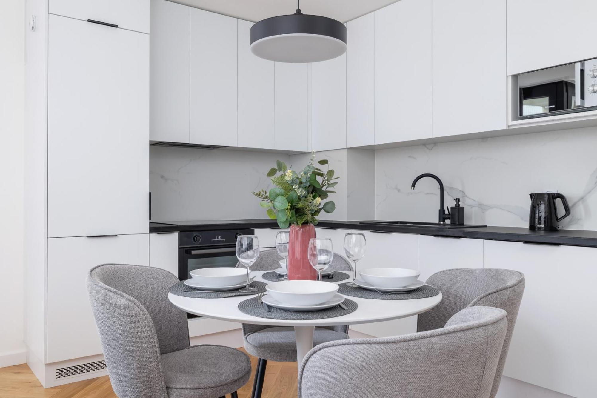 Lux Apartments Kosciuszki 39 With Parking By Renters Prestige Krakow Luaran gambar